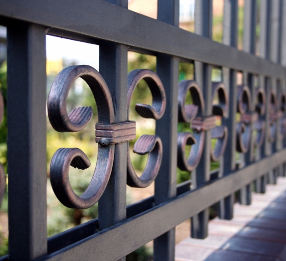 SARIS RAILINGS
